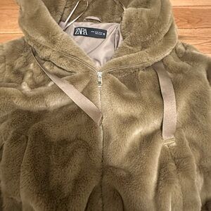 Zara faux fur bomber jacket size xs
